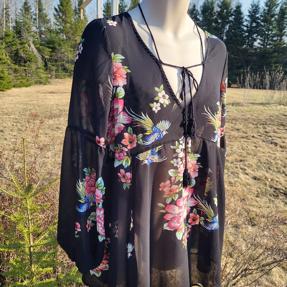 "Boho Beauty" Floral Black FOREVER 21 Women's Dress